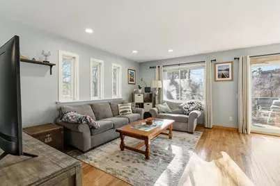 12222 Oak Leaf Circle, Burnsville, MN 55337 - Photo 9