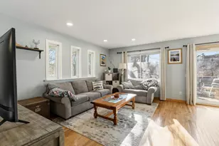 12222 Oak Leaf Cir, Burnsville, MN 55337 - Photo 9