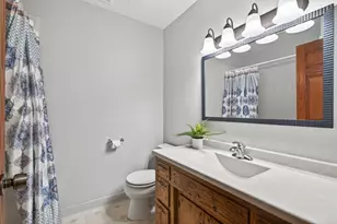 8285 Pleasant View Dr, Mounds View, MN 55112 - Photo 9