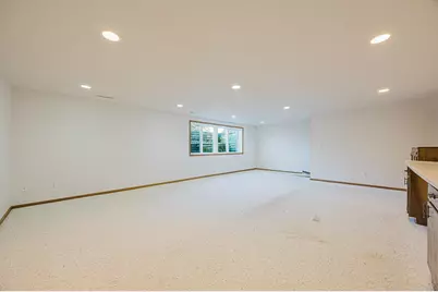302 Fairway Drive, Casselton, ND 58012 - Photo 41