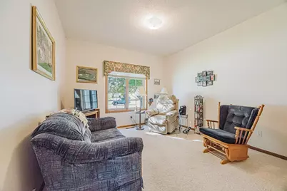302 Fairway Drive, Casselton, ND 58012 - Photo 25