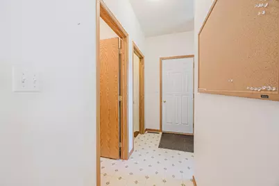 302 Fairway Drive, Casselton, ND 58012 - Photo 17