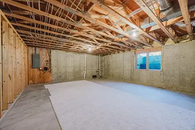 302 Fairway Drive, Casselton, ND 58012 - Photo 45