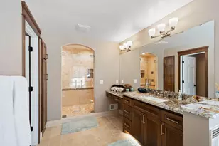 6111 Kalen Dr, Woodbury, MN 55129 - Photo 15