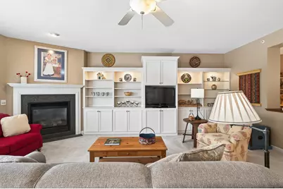 6077 Clarion Circle, Minnetonka, MN 55343 - Photo 5