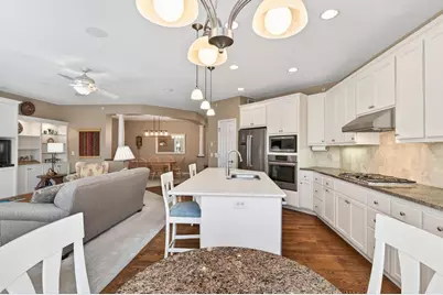 6077 Clarion Circle, Minnetonka, MN 55343 - Photo 25