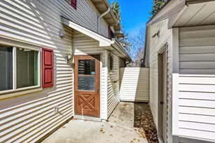 10684 Hummingbird St NW, Coon Rapids, MN 55433 - Photo 3