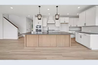 10577 Minnesota Lane N, Maple Grove, MN 55369 - Photo 1