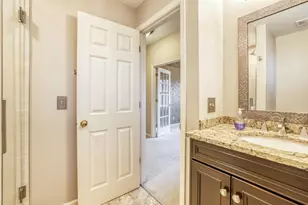 228 Ridgewood Ave, Minneapolis, MN 55403 - Photo 15