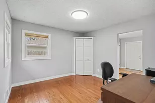 9516 Park Ave S, Bloomington, MN 55420 - Photo 17