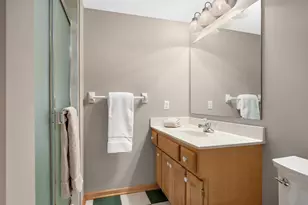 8595 Drake Ct, Chanhassen, MN 55317 - Photo 37