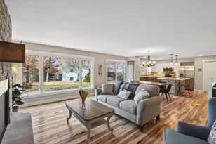 4637 Dale St N, Shoreview, MN 55126 - Photo 9