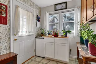 512 W Evans St, Rice Lake, WI 54868 - Photo 9