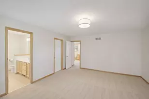 8296 Townsend Dr, Eden Prairie, MN 55344 - Photo 19