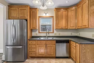 607 Simpson St, Saint Paul, MN 55104 - Photo 9
