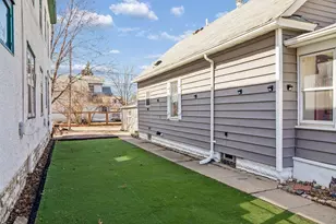 607 Simpson St, Saint Paul, MN 55104 - Photo 33
