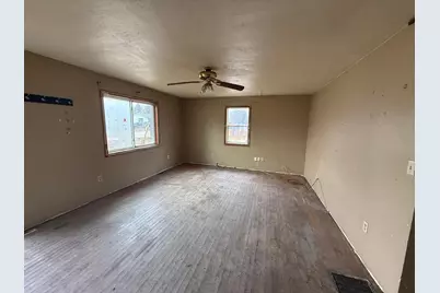 516 W Minnesota Avenue, Mahnomen, MN 56557 - Photo 5