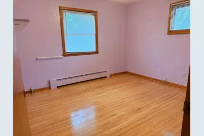 2035 California Avenue E, Saint Paul, MN 55119 - Photo 9