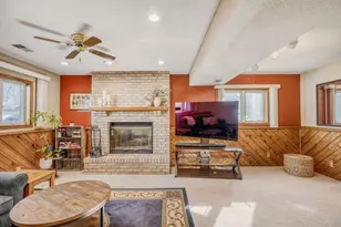 11926 Summerset Ln, Burnsville, MN 55337 - Photo 15