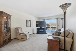 789 Parkside Dr, Vadnais Heights, MN 55127 - Photo 11