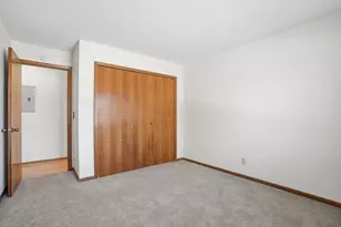 789 Parkside Dr, Vadnais Heights, MN 55127 - Photo 15