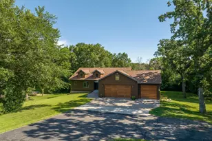 1408 10th St NE, Sauk Rapids, MN 56379 - Photo 1