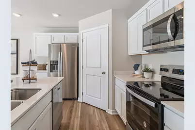 2135 Bluff Heights Drive, Shakopee, MN 55379 - Photo 5