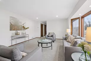 5631 6th St NE, Fridley, MN 55432 - Photo 5