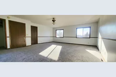 8200 Georgia Court N, Brooklyn Park, MN 55445 - Photo 15