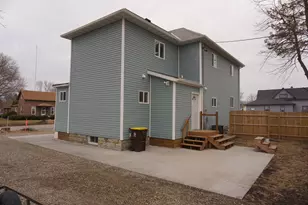 90 5th Ave NW, Wells, MN 56097 - Photo 3