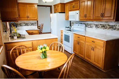 9216 Upton Avenue S, Bloomington, MN 55431 - Photo 5