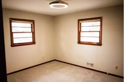 9216 Upton Avenue S, Bloomington, MN 55431 - Photo 11