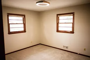 9216 Upton Ave S, Bloomington, MN 55431 - Photo 11