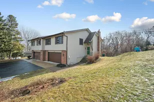 3545 York Dr, Woodbury, MN 55125 - Photo 25