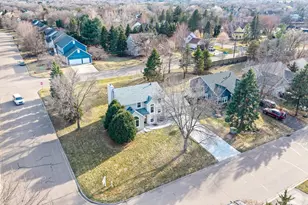 952 Moonlight Dr, Woodbury, MN 55125 - Photo 11