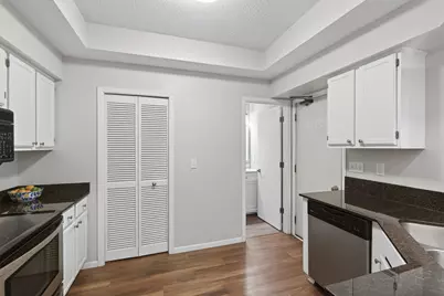 18124 Settlers Way, Eden Prairie, MN 55347 - Photo 11