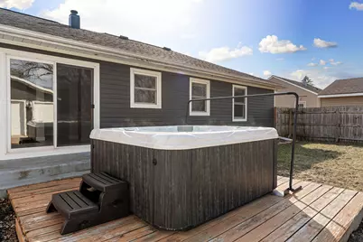 1817 1st Avenue NE, Austin, MN 55912 - Photo 9