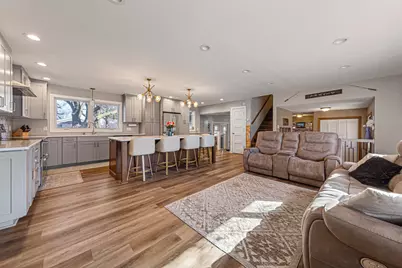 255 W 7th Street, Gibbon, MN 55335 - Photo 11