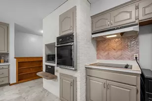 352 Cimarron Rd, Apple Valley, MN 55124 - Photo 21