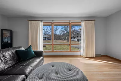 352 Cimarron Road, Apple Valley, MN 55124 - Photo 11