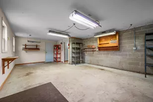 352 Cimarron Rd, Apple Valley, MN 55124 - Photo 69