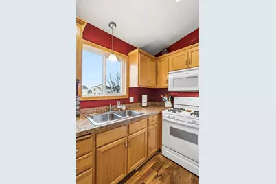 419 Lake Drive, Winsted, MN 55395 - Photo 15