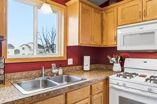 419 Lake Dr, Winsted, MN 55395 - Photo 15