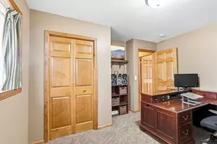 419 Lake Dr, Winsted, MN 55395 - Photo 35