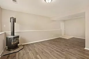 812 13th St W, Hastings, MN 55033 - Photo 11