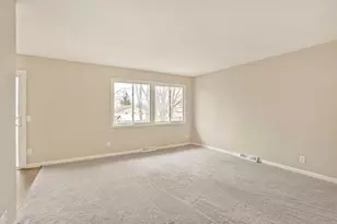 812 13th St W, Hastings, MN 55033 - Photo 9