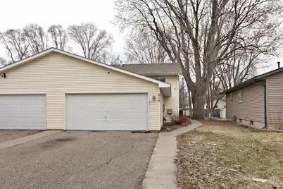 812 13th Street W, Hastings, MN 55033 - Photo 3