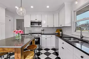 5167 Tifton Dr, Edina, MN 55439 - Photo 13