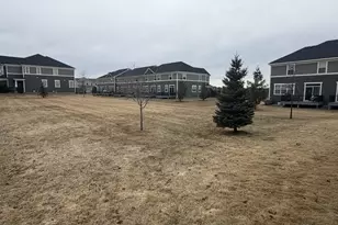 18378 Gladden Ln, Lakeville, MN 55044 - Photo 11