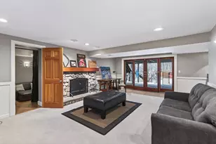 19055 Ridgewood Rd, Deephaven, MN 55391 - Photo 67